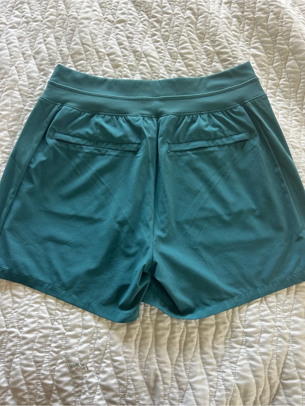 Athleta Brooklyn Mid-rise 4” inseam. Shorts, multiple sizes, Teal Sz 18 - Picture 4 of 11
